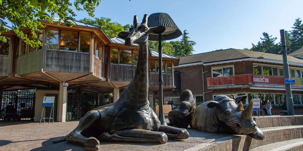 Colourful professions at a dynamic zoo